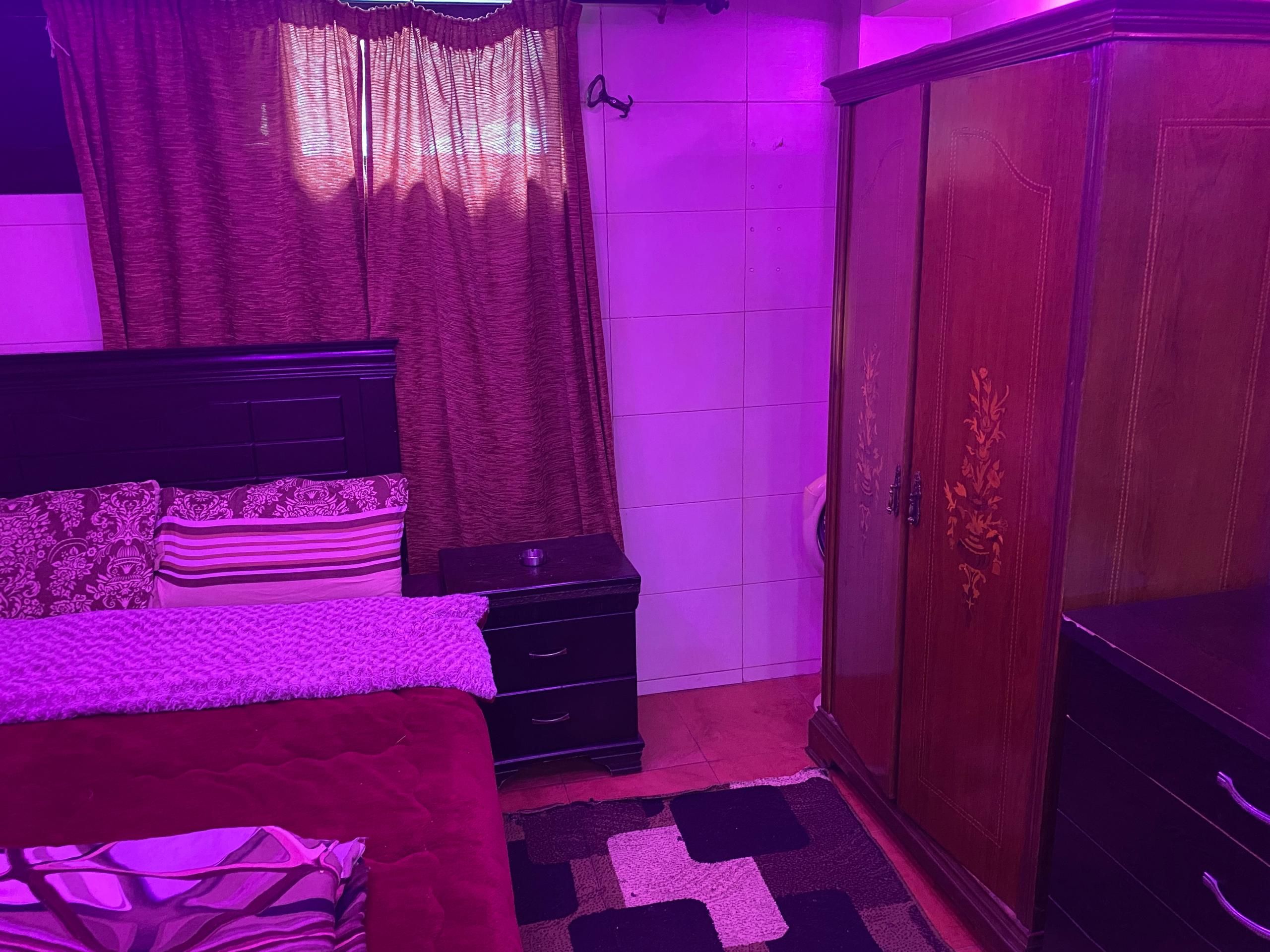 استوديو ل 3 ضيوف مجهز بالكامل