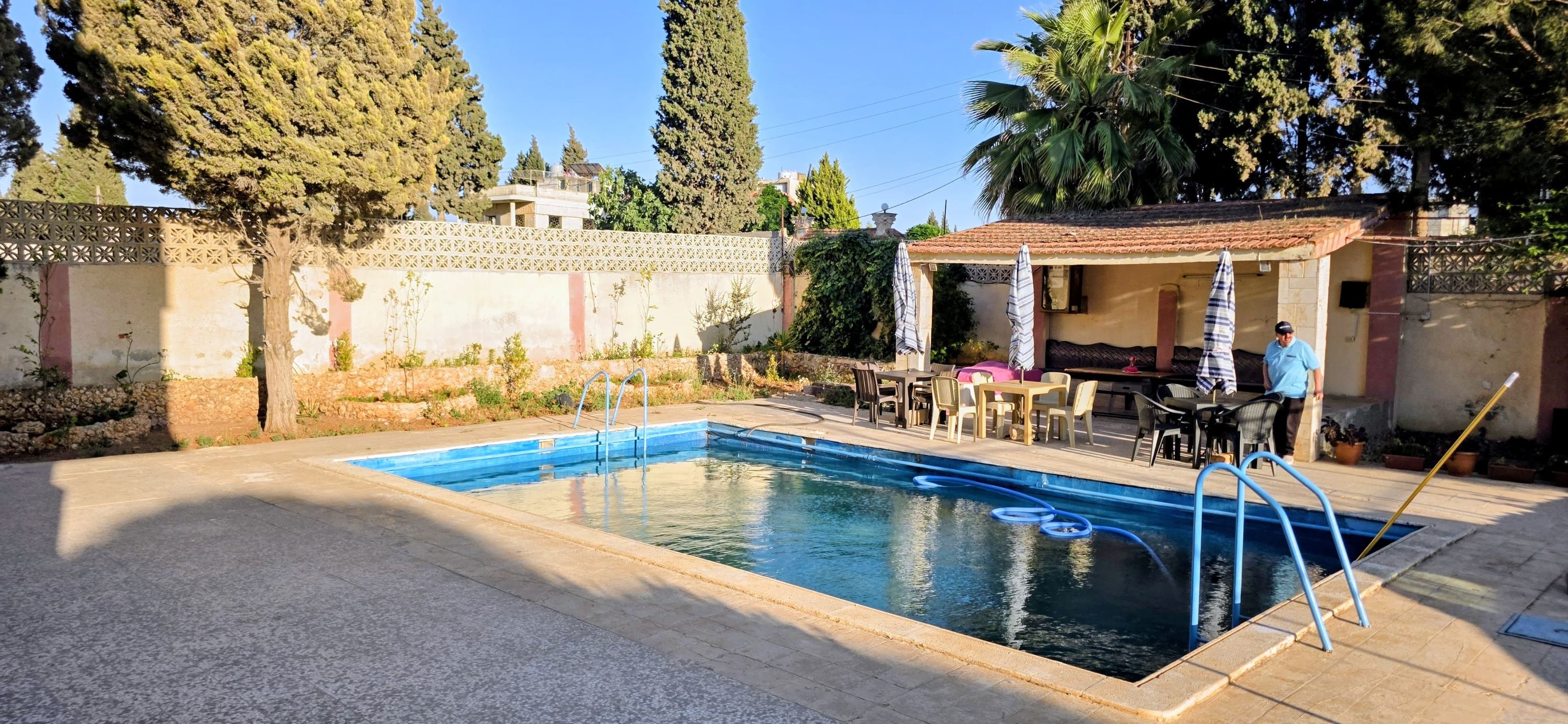 Villa in Hims with Pool, Garden & BBQ