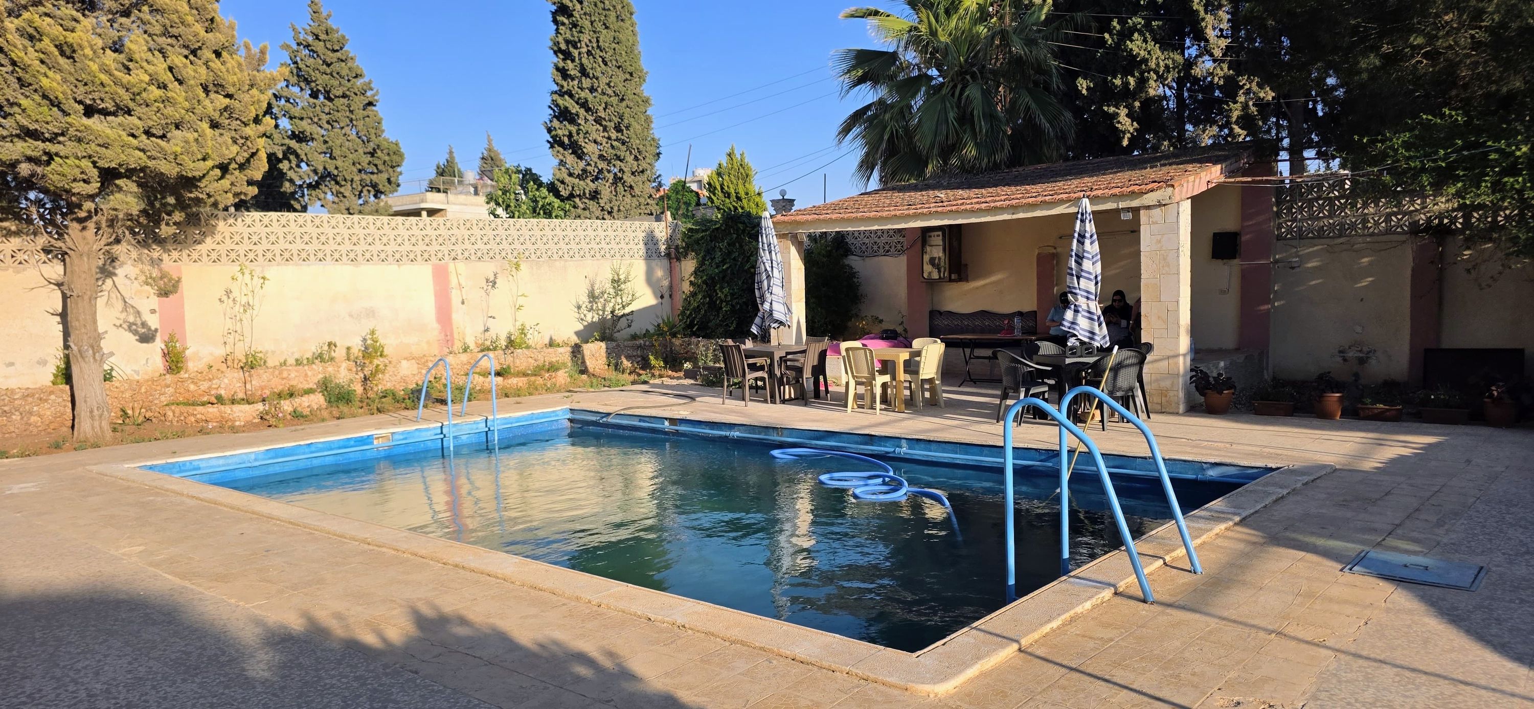 Villa in Hims with Pool, Garden & BBQ