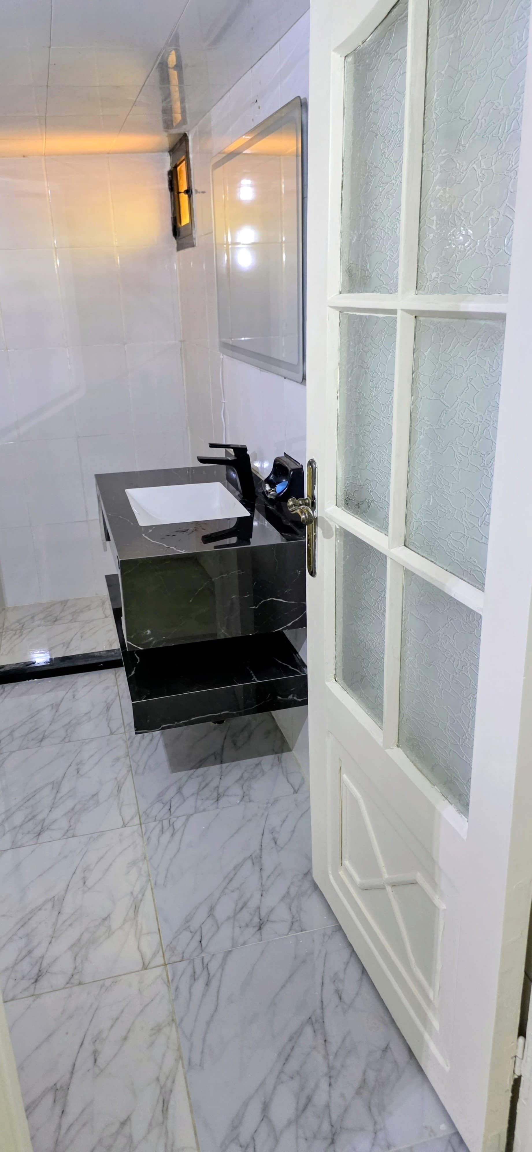 Villa in Hims with Pool, Garden & BBQ