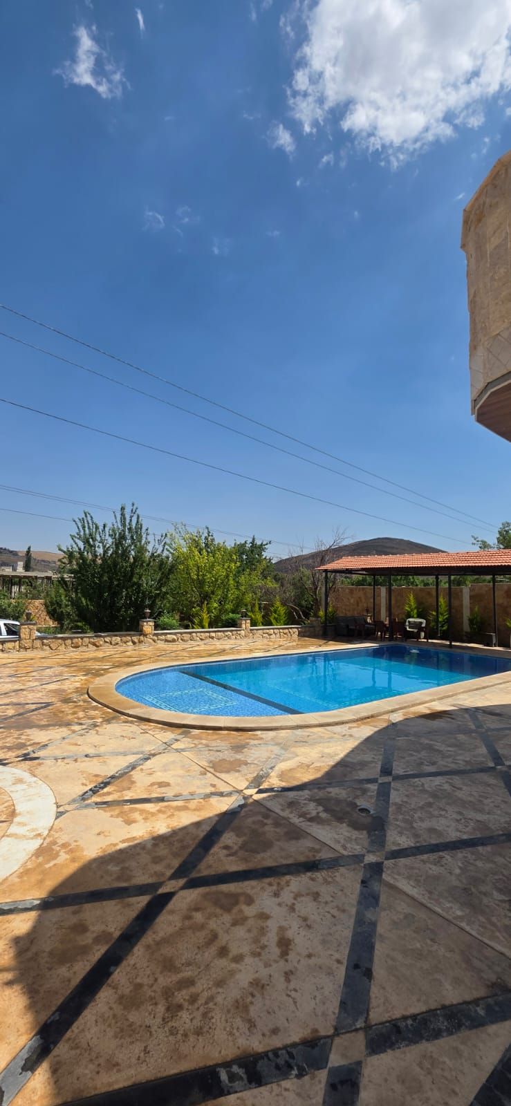 Villa with Pool and Garden