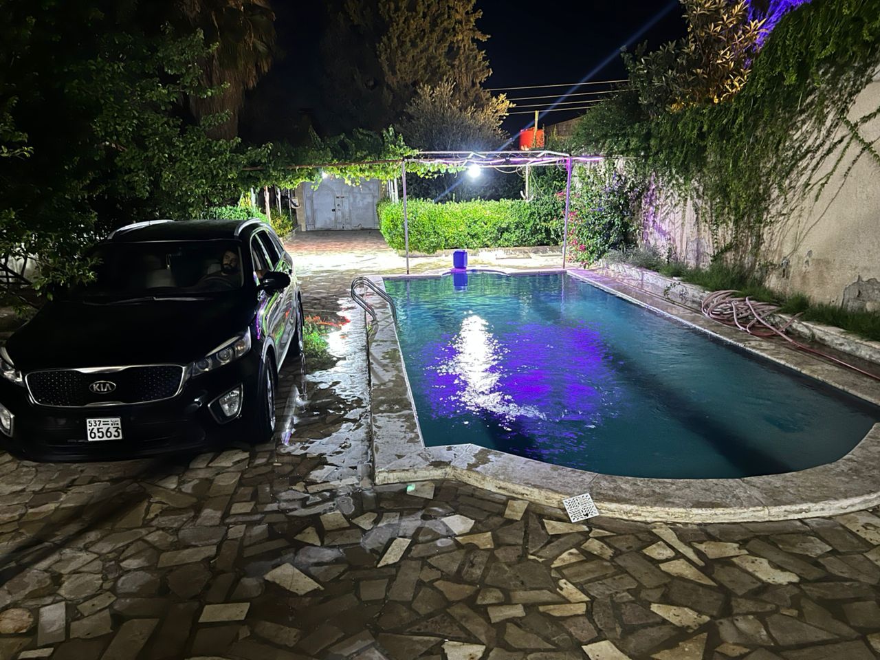 Villa in Hatita al-Turkman - Pool & Garden