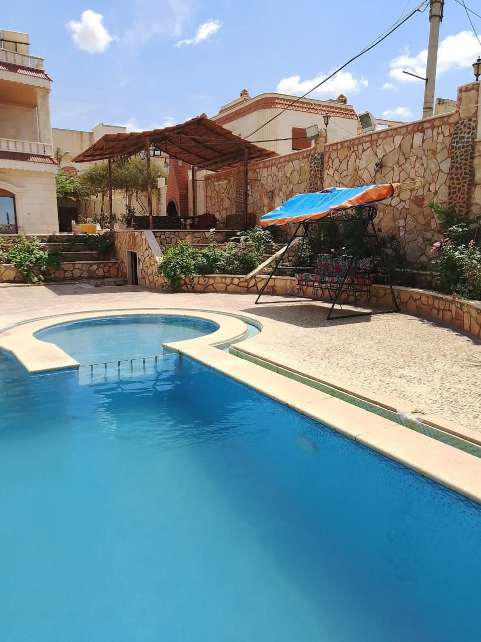 Villa with Pool & Garden
