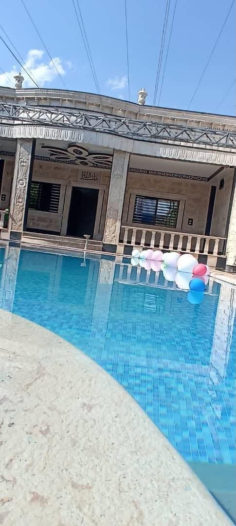 فيلا بحديقة وحمام سباحة في المليحة