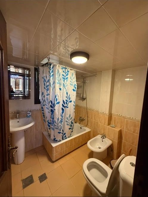 Spacious 2-Bedroom Damascus Apartment with Balcony