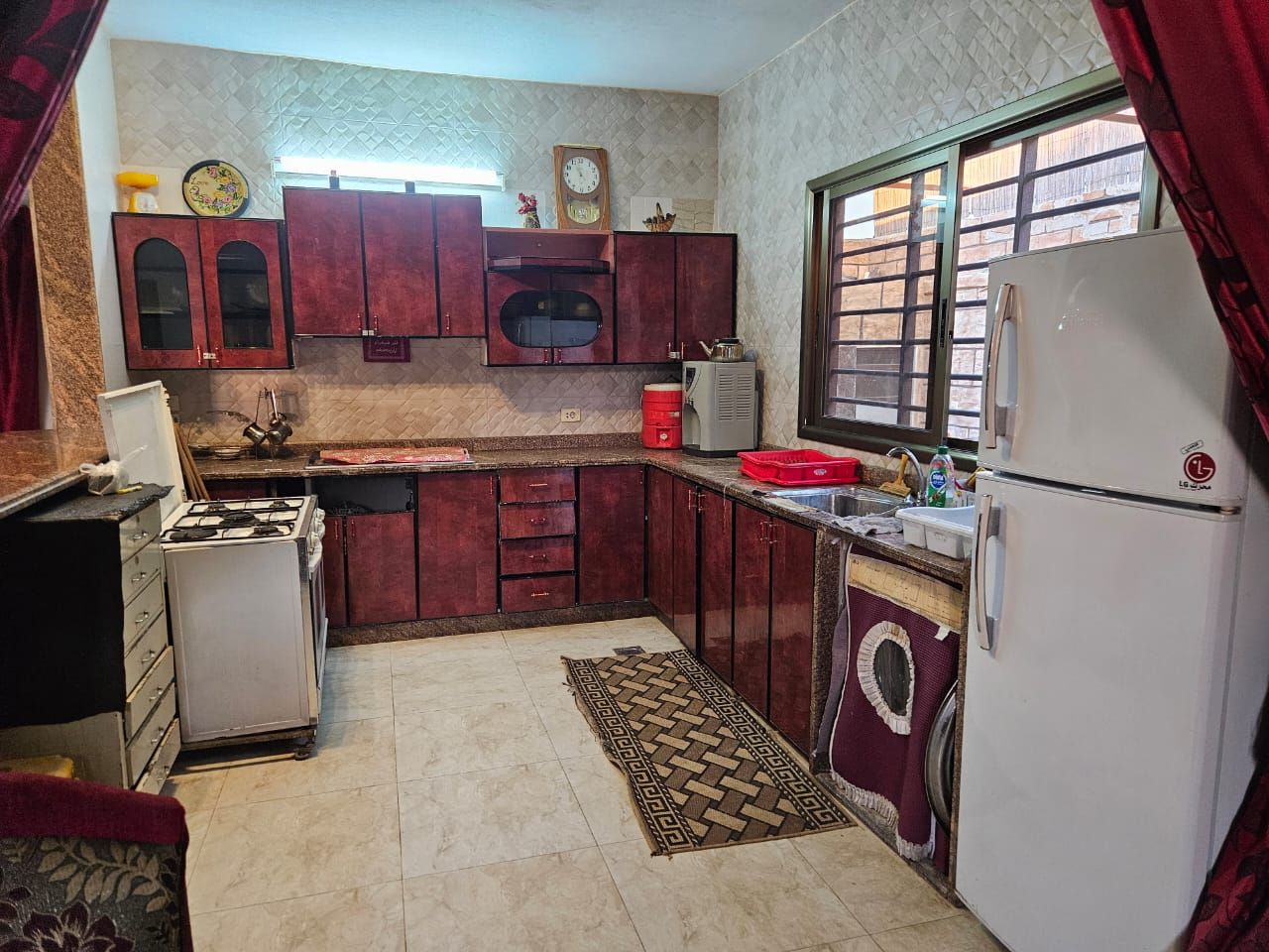 Damascus Villa with Pool & Garden – 15 Guests