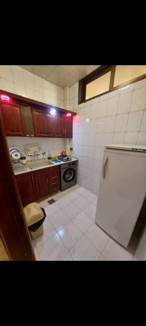 Cozy 1-Bedroom Apartment in Damascus