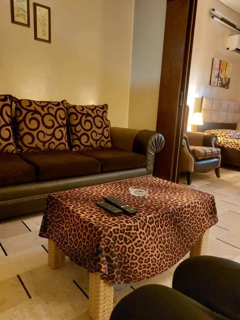 Cozy 1-Bedroom Apartment in Damascus