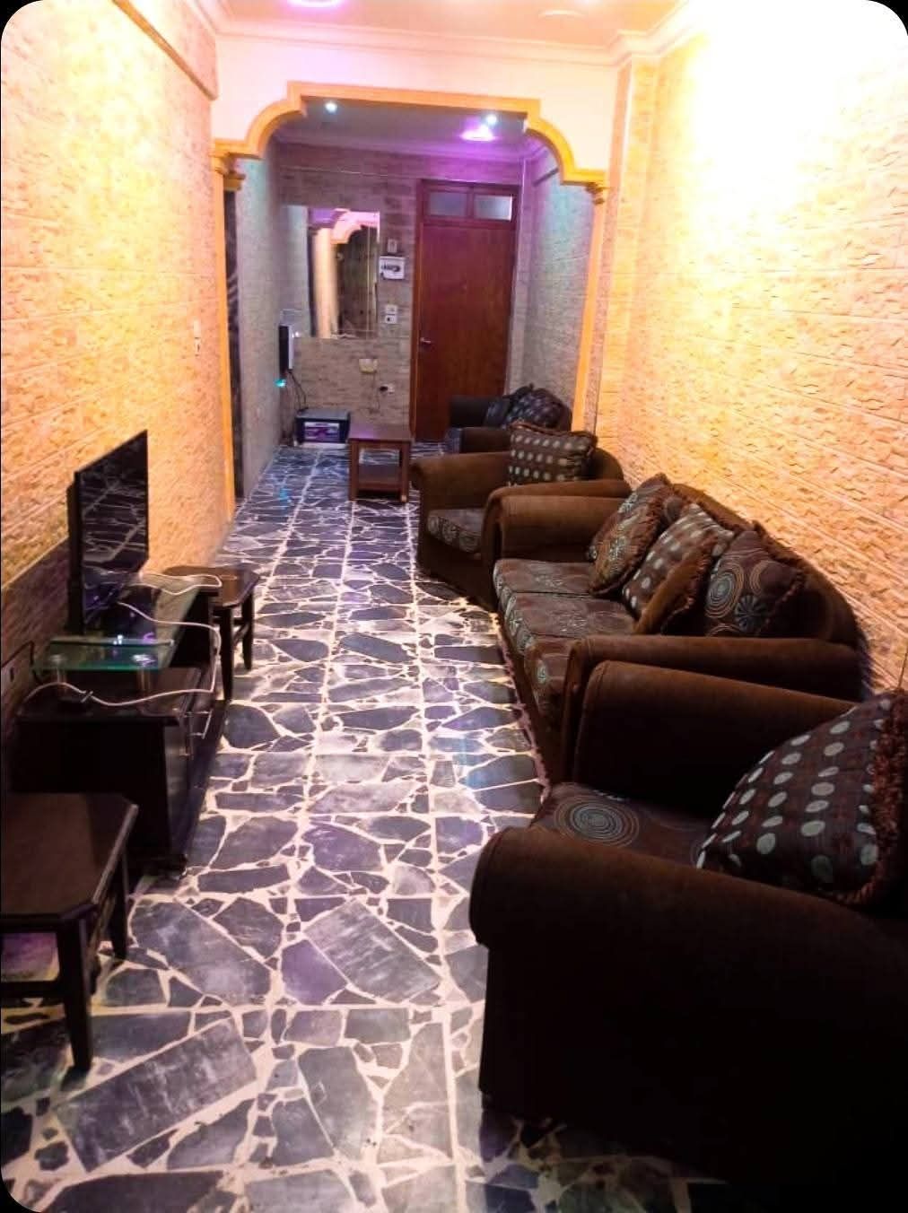 Cozy 2-Bedroom Apartment in Damascus