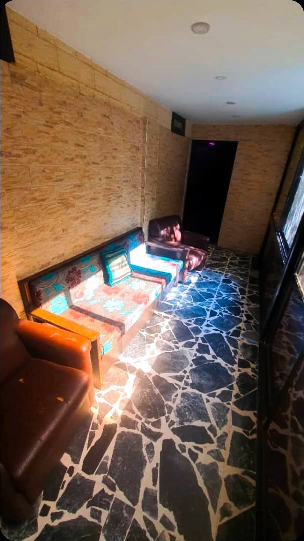 Cozy 2-Bedroom Apartment in Damascus