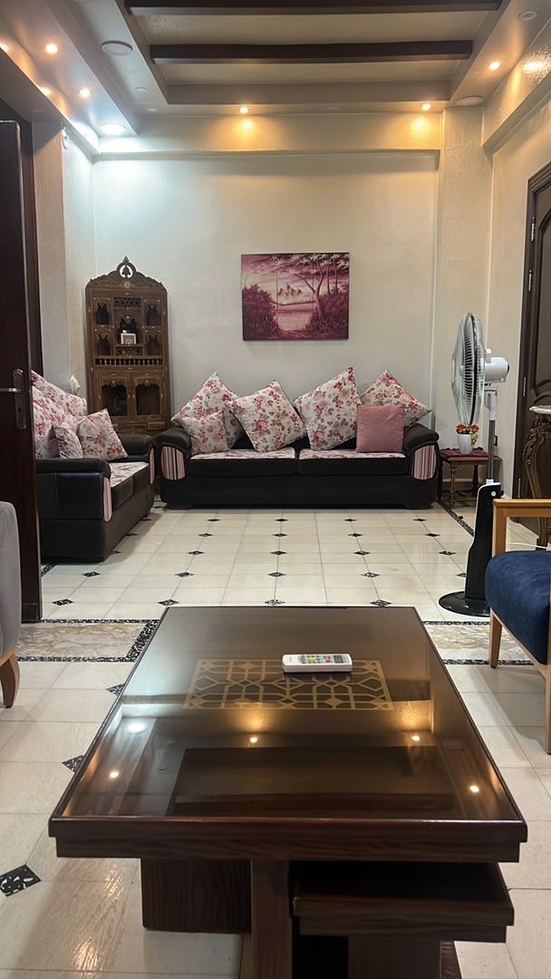 Spacious Damascus Apartment for 8
