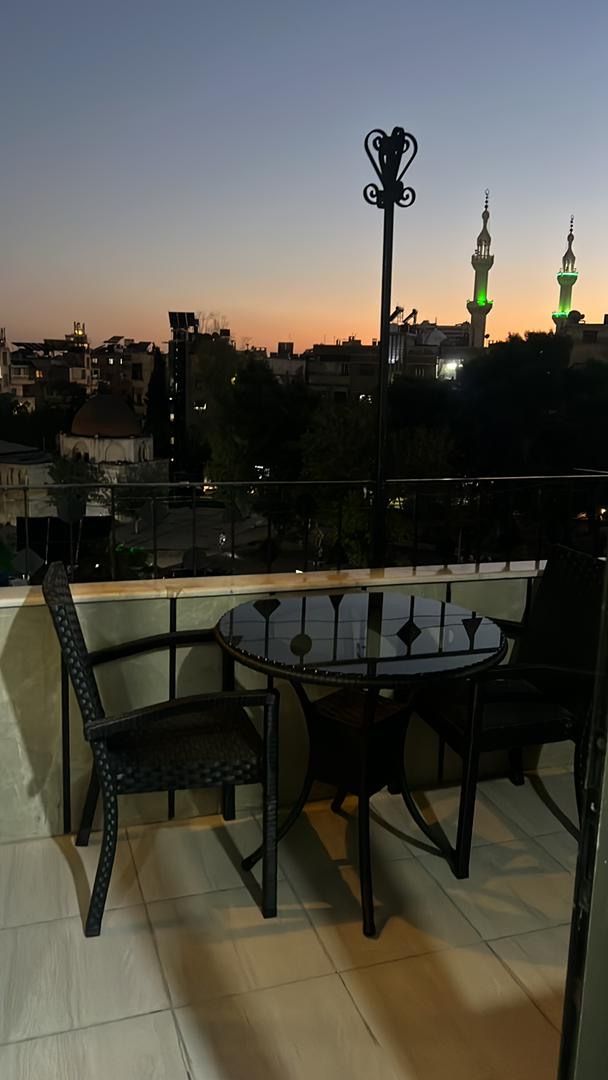 Spacious Damascus Apartment for 8