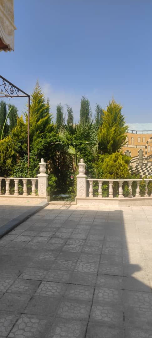 Zabdean Villa with Pool & Garden