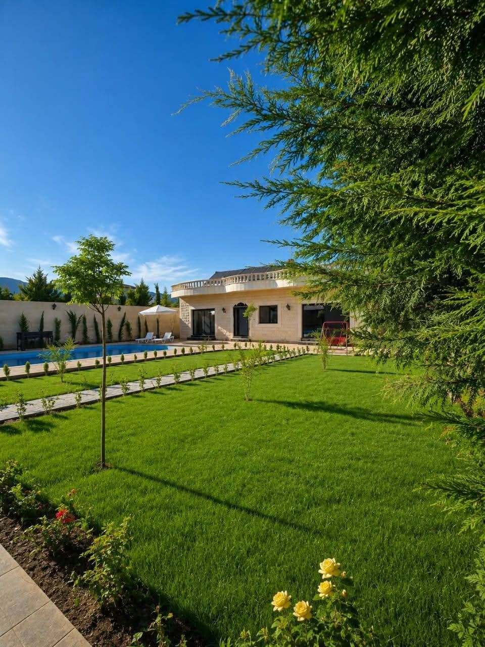 Luxury Villa with Garden & Pool