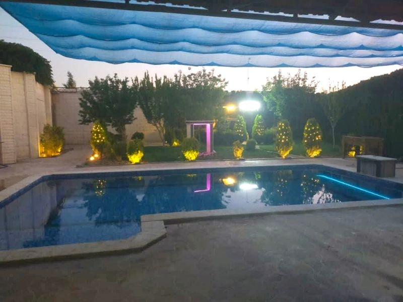 مزرعة مع مسبح معقم ومشدر