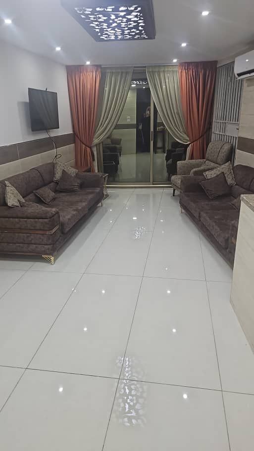 Cozy 2-Bedroom Apartment with Garden