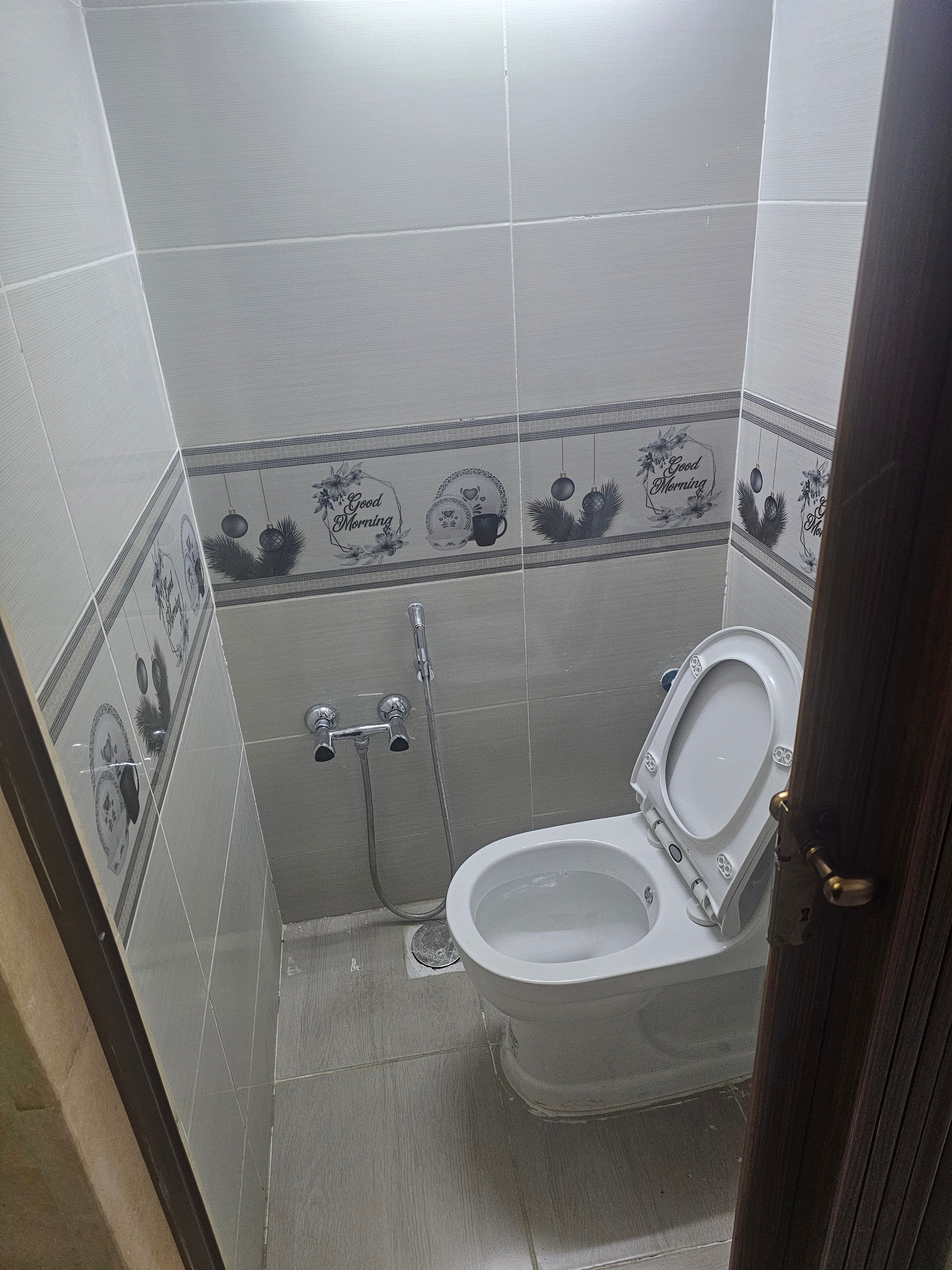 Cozy 2-Bedroom Apartment with Garden